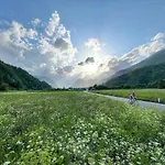 Počitniška hiša Vacation House Enya *