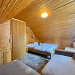 Vacation House Enya Počitniška hiša Koprivnik v Bohinju