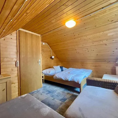 Vacation House Enya Ferienhaus Koprivnik v Bohinju