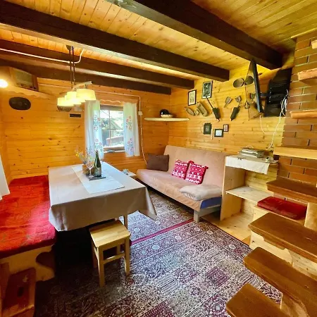 Dom wakacyjny Vacation House Enya