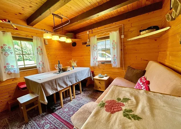 Vacation House Enya בית נופש *